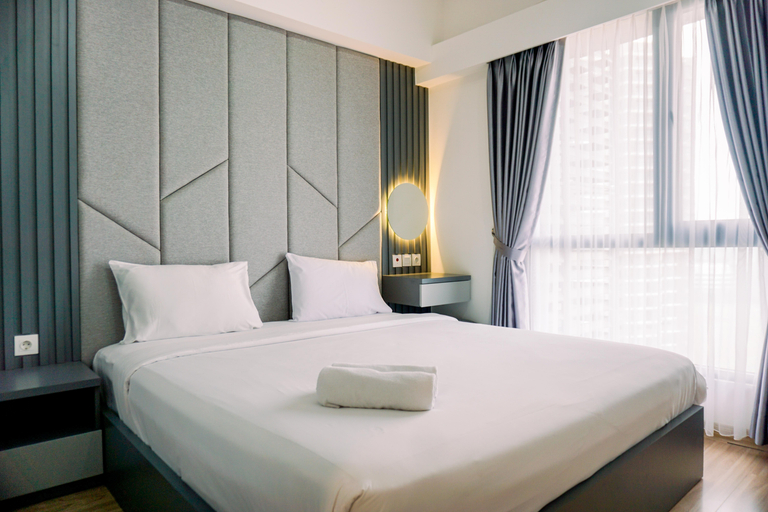Bedroom 2, Best Spacious and Homey 3BR at Sky House BSD Apartment By Travelio, Tangerang Selatan