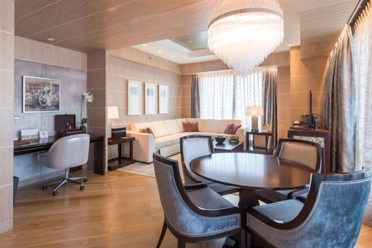 Dining Room 6