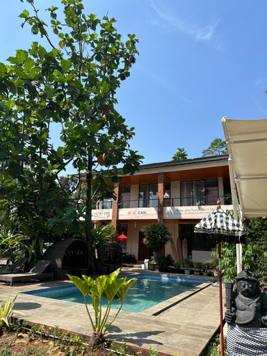 Exterior & Views 4, Little Bali Villa, Bogor