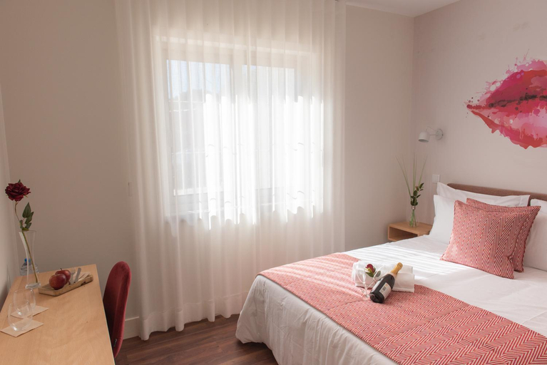 Bedroom 3, Rota VMF - Alcobaca, Alcobaça