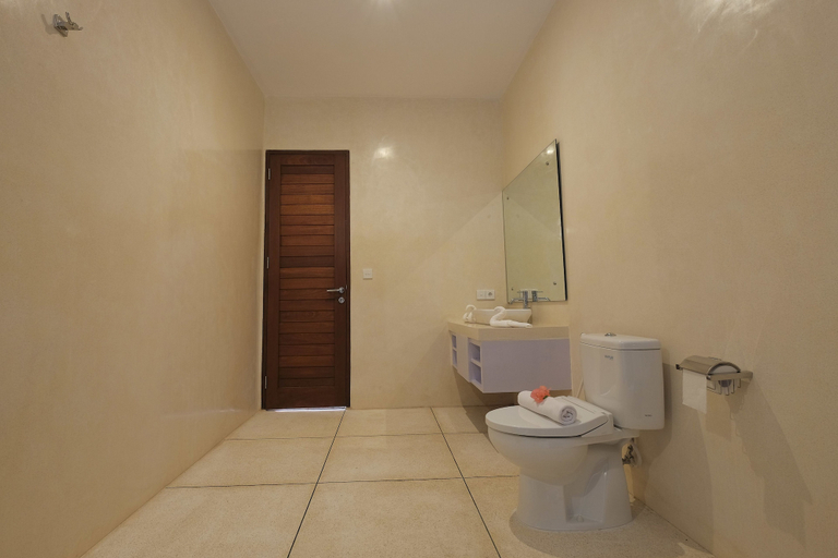 Bathroom 4, Villa Collard, Lombok