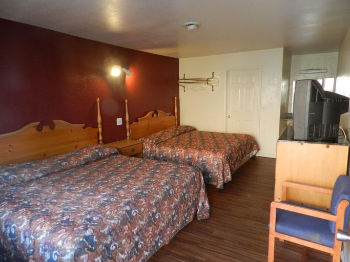 Bedroom 2, Sea Gem Motel and Apartments, Ocean