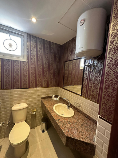 Bathroom 4, Victoria Cairo Hotel, Al-Azbakiyah