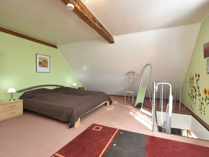 Bedroom 2, Sleep Under a Thatched Roof - Apartment in Ahlbeck near Haff, Vorpommern-Greifswald