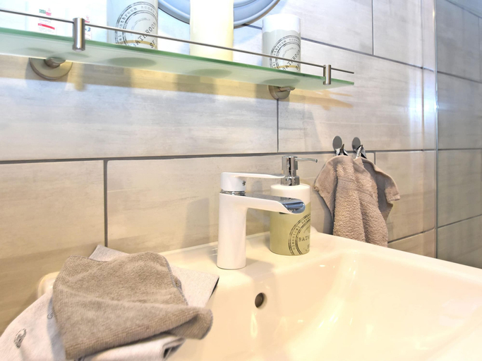 Bathroom 4, Lovely Holiday Home in Wernigerode near River, Harz