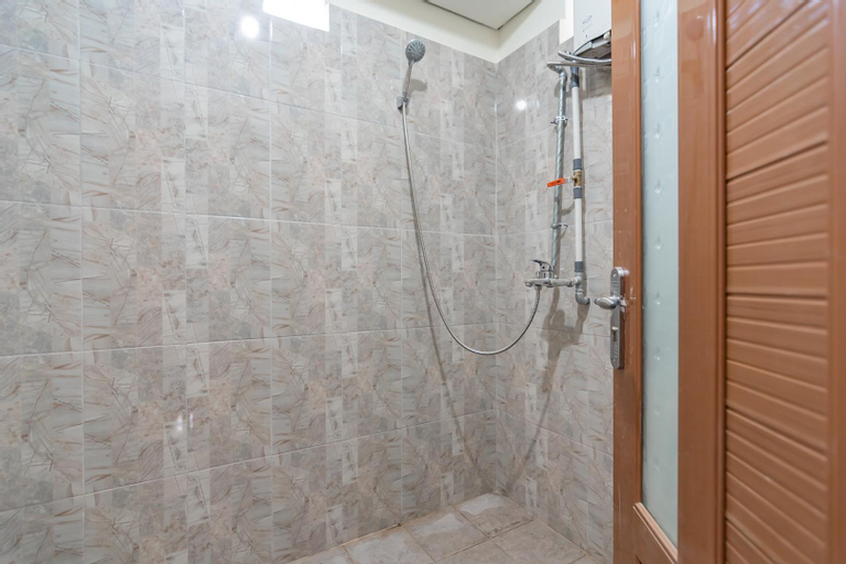 Bathroom 6