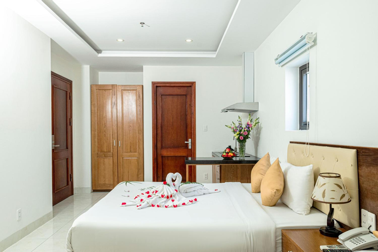 Bedroom 12