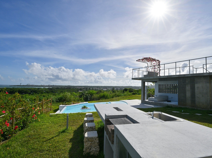 Others 5, Ishigaki hills, Ishigaki