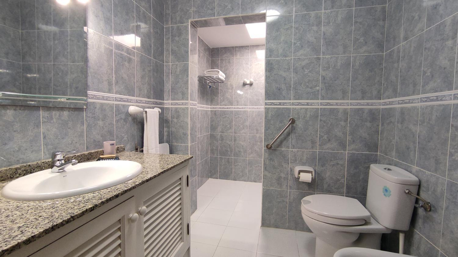 Bathroom, Casa Margarita, Las Palmas