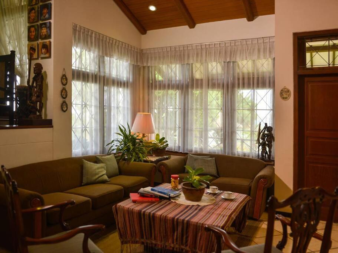 Others 4, Pinehill Holiday Home, Malang
