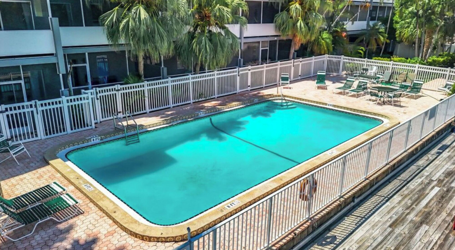 Sport & Beauty 4, Cordova Arms on the River by Rocketstay, Broward