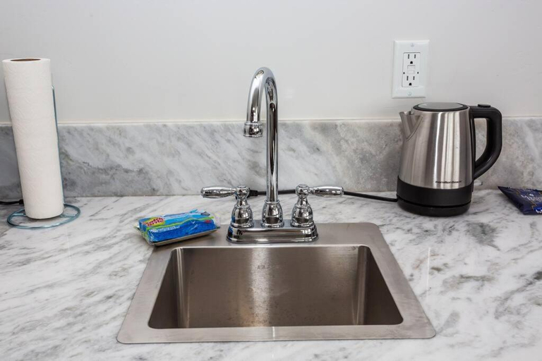 Others 4, Cali King Size One Bedroom Luxurious Suite in DTSD, San Diego