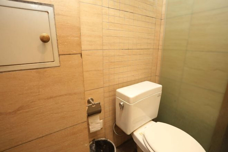 Bathroom 2, Chongqing Xinyi Apartment, Chongqing