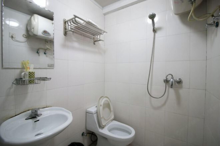 Bathroom 3, Jinhua Lianyi Hotel, Jinhua