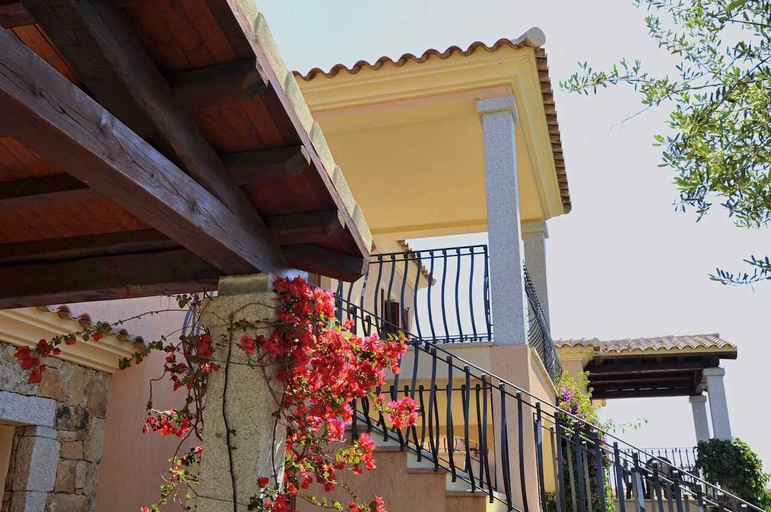 Exterior & Views 5, Ferienhaus Zweizimmerwohnung mit Wlan, Nuoro