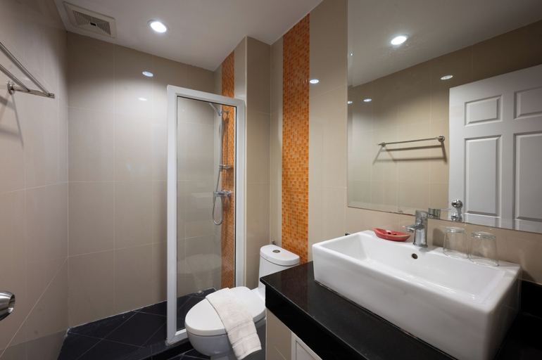 Bathroom 3, New Nordic VIP 6 Kristine, Pattaya