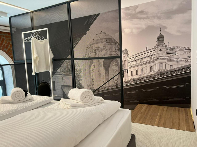 Others 2, Fesh Lofts, 10min to city center, AC & Kitchen, Wien
