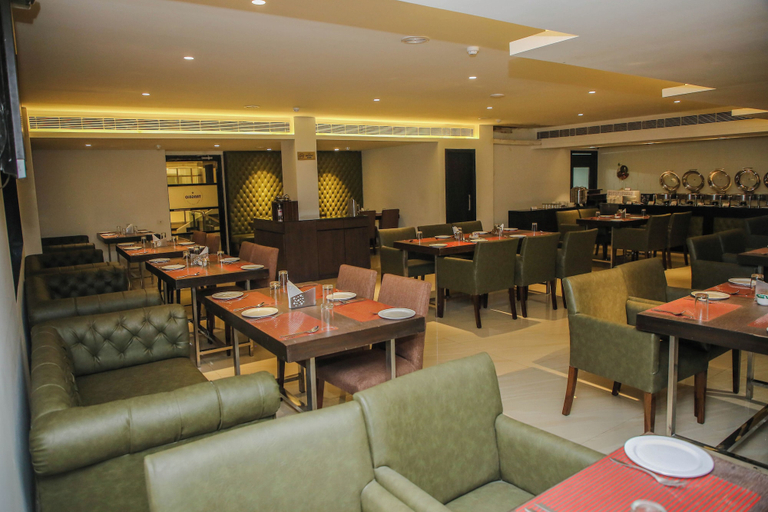 Food & Drinks 4, Hotel Citrus Prime, Raipur