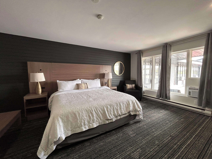 Bedroom 3, SureStay by Best Western Kapuskasing, Cochrane