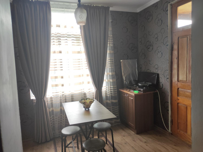 Others 5, Family Hotel Sani, Ambrolauri