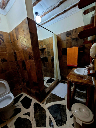 Bathroom, Sophia Baharini Diani Apartments, Msambweni