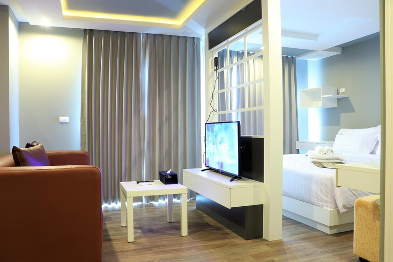 Bedroom 5, Wisdom Hotel & Residence, Muang Rayong