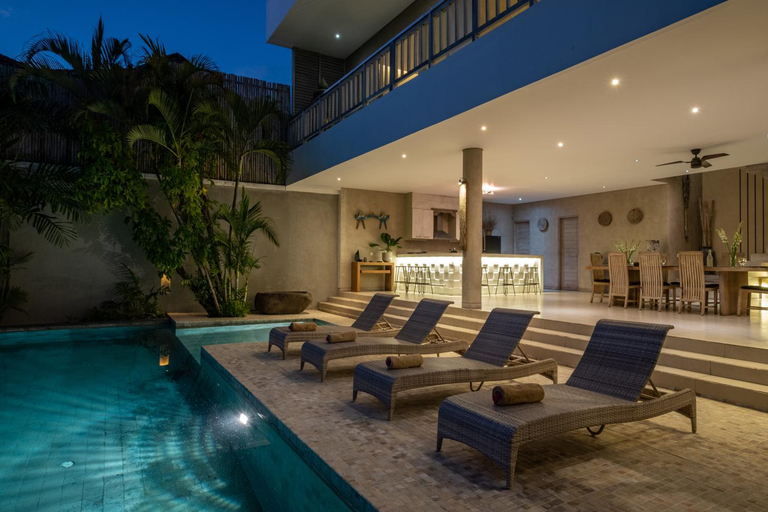 Sport & Beauty 5, Spacious and Stylish Villa 3 Bedroom Seminyak, Badung