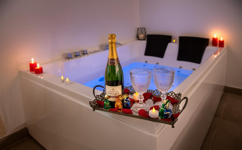 Food & Drinks, Apartamentos Loliqui centro Alicante, Alicante