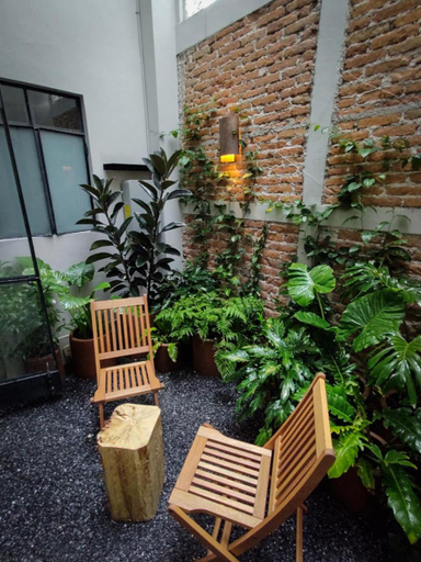 Others 3, Casa Alfredo, Mexico City