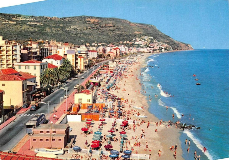 Exterior & Views 4, [50mt dal Mare] Bilocale semi-indipendente con A/C, Savona