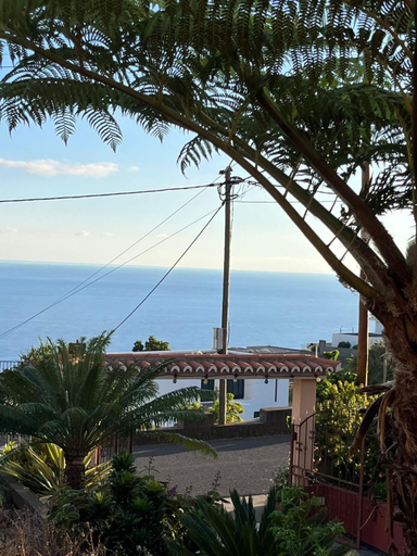 4, Casa da Isilda ,three bedrooms, Calheta