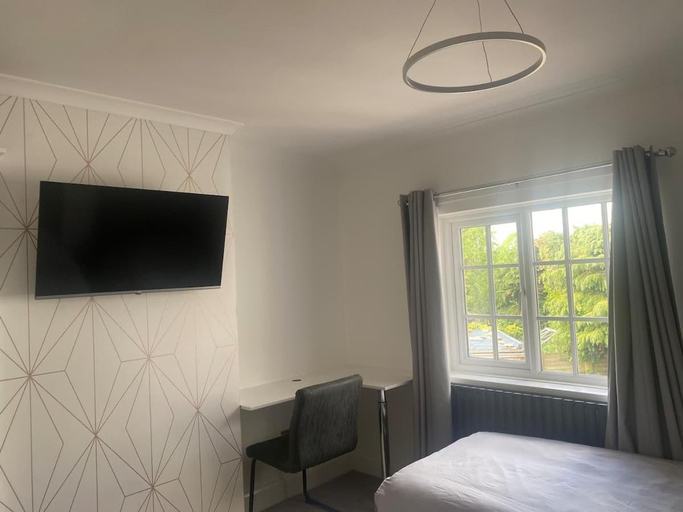 Others 5, Westminster Guest House, Oxfordshire