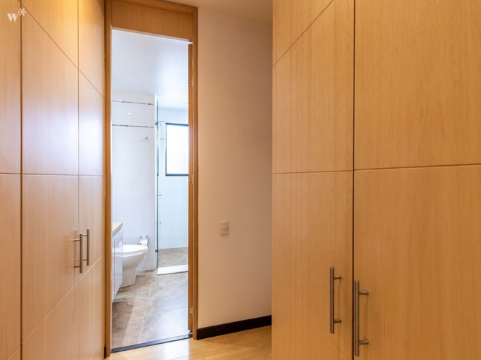Room 3, w Vibrant 1BR in Chico, Santafé de Bogotá