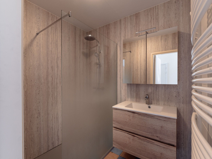Bathroom, Apartment With sea View in De Haan, West-Vlaanderen