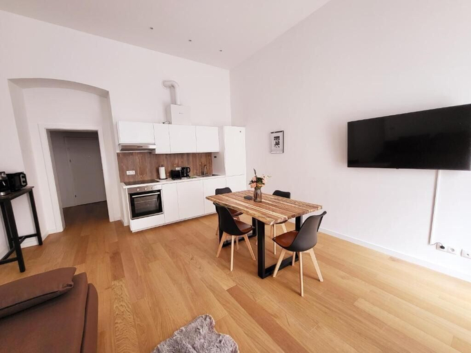 Others 4, Novara City Apartment, Wien
