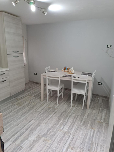Others 5, Casa Rosy, Foggia