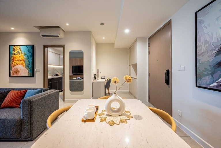 Dining Room 7