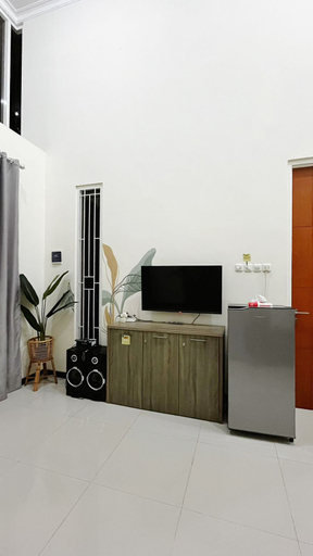 Others 4, Kuvila Dua (Villa Keluarga), Malang