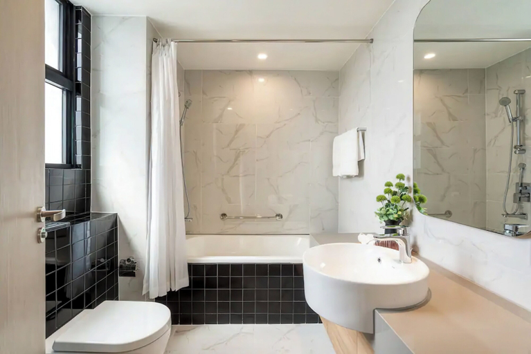 Bathroom 7