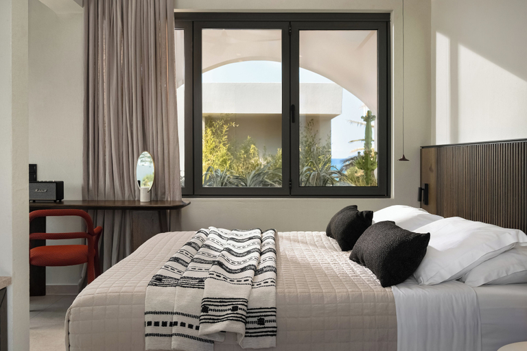 Bedroom 4, Dyo Beach Suites, Crete