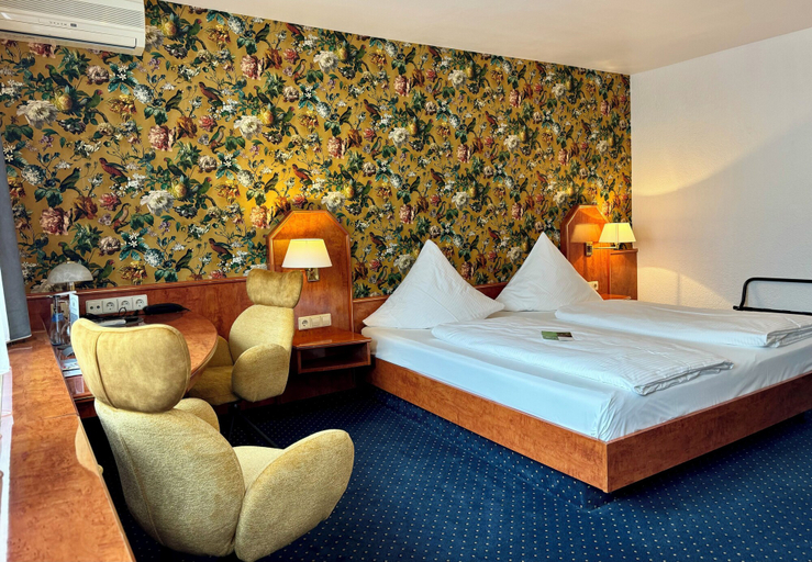 Bedroom 4, Hotel Württemberger Hof, Reutlingen