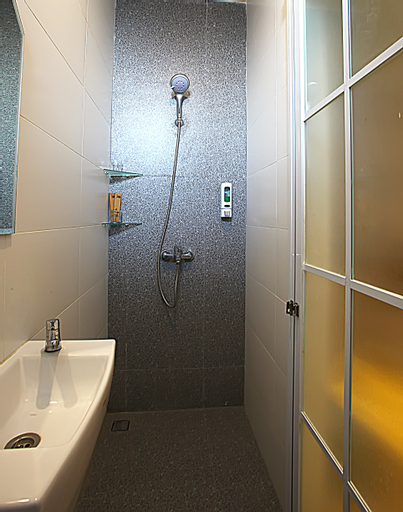 Bathroom 6