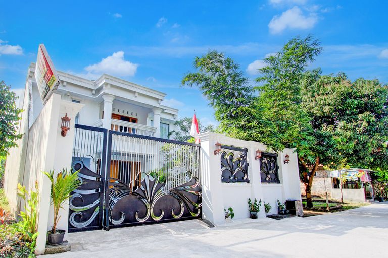 Exterior & Views 1, Hotel O D'draman Homestay Syariah, Bantul