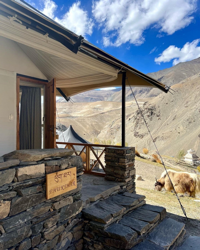 Tara Mountain Sarai, Kargil