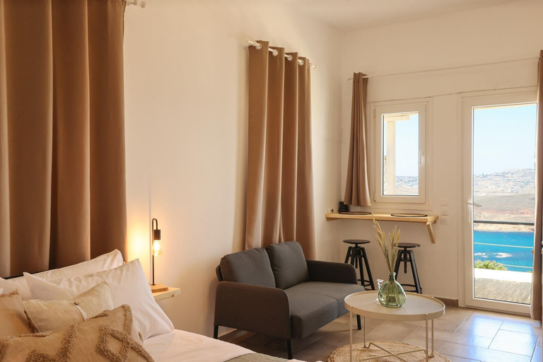 4, enNE Studios for Views & Tranquility, South Aegean