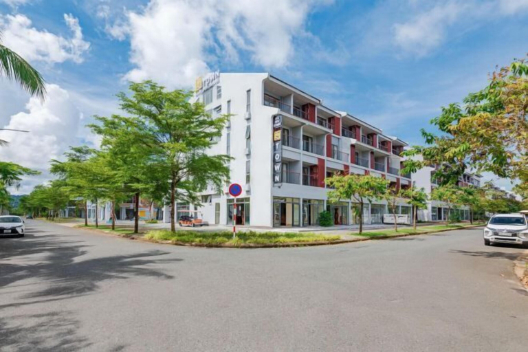 Exterior & Views 2, Luxy Park Hotel & Apartments - MTown, Phú Quốc