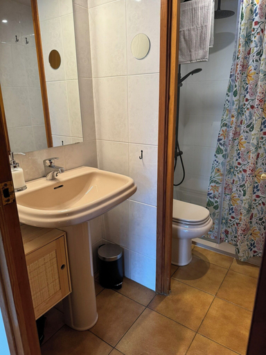 Bathroom, Racons del Pedraforca, Barcelona