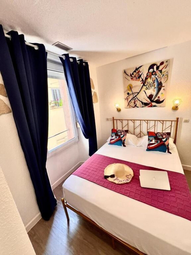 Bedroom 4, Hotel Appia, Alpes-Maritimes
