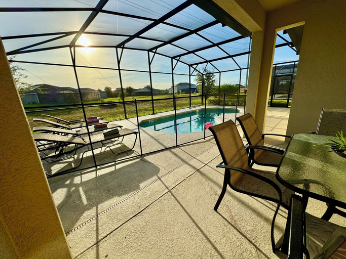 Others 5, Sapphire Haven Near Disney, Polk