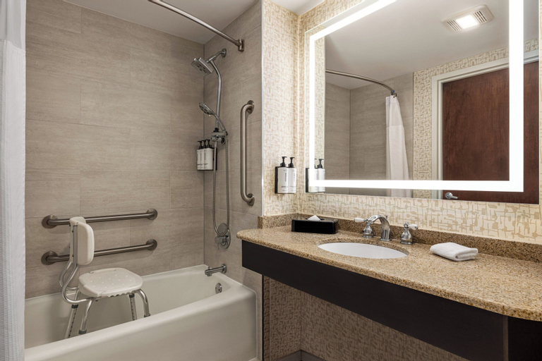 Bathroom 24